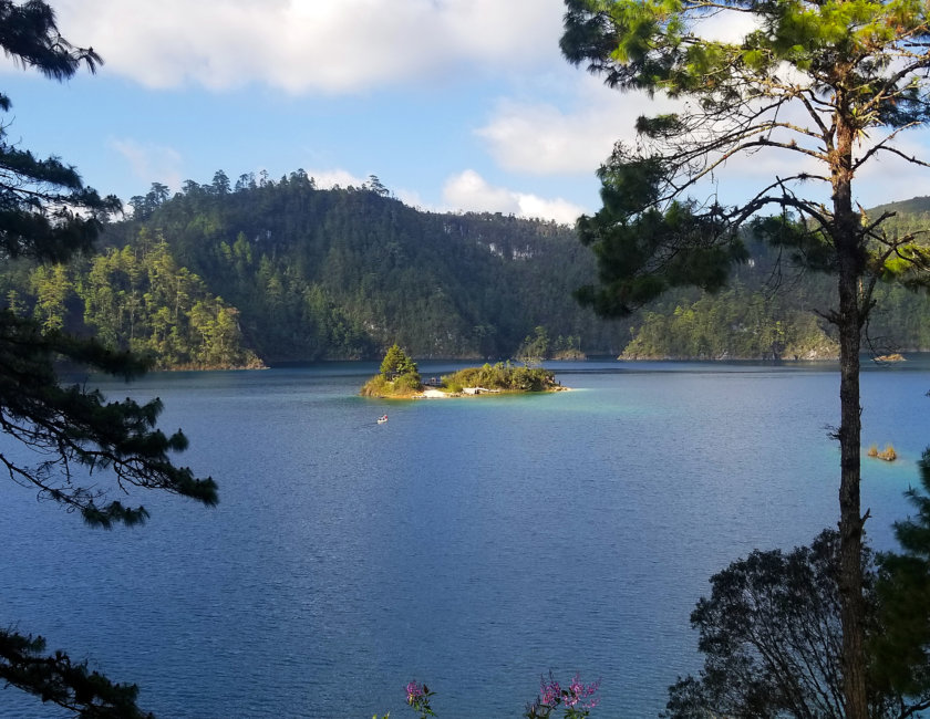 lago pojoj montebello