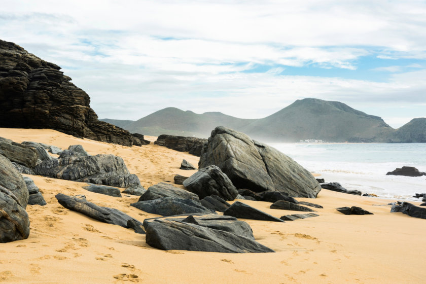 playa todos santos mexico