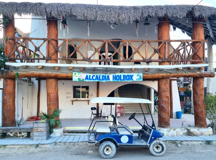 alcaldía holbox