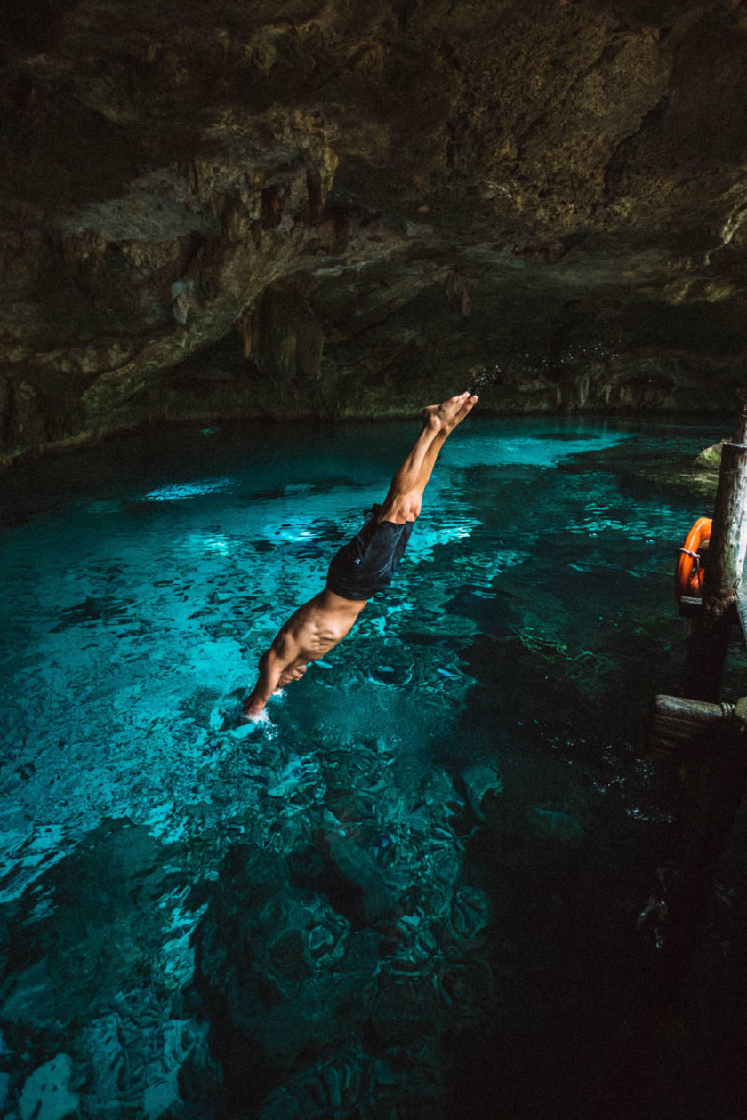 cenote dos ojos tulum