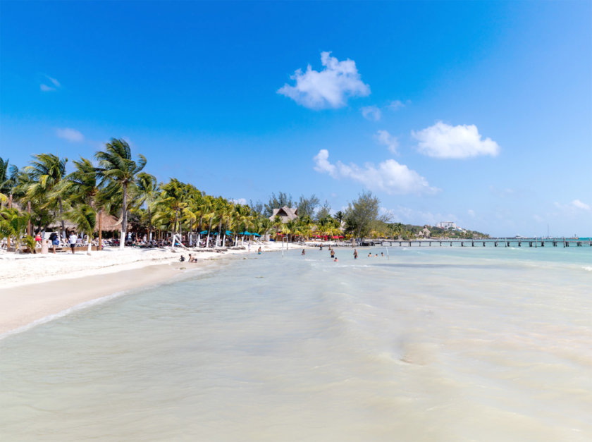 playa lancheros isla mujeres