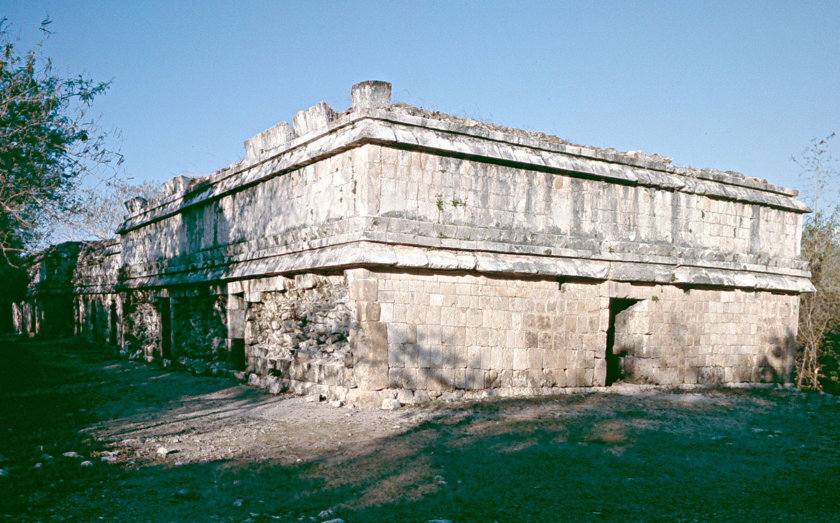 chichen itza akabdzib