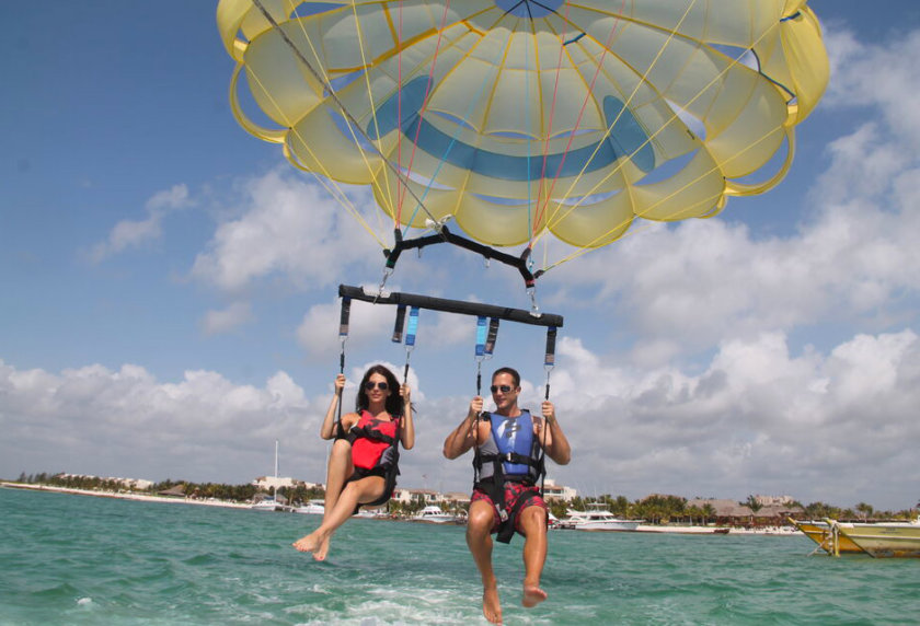 parasailing-playa-del-carmen