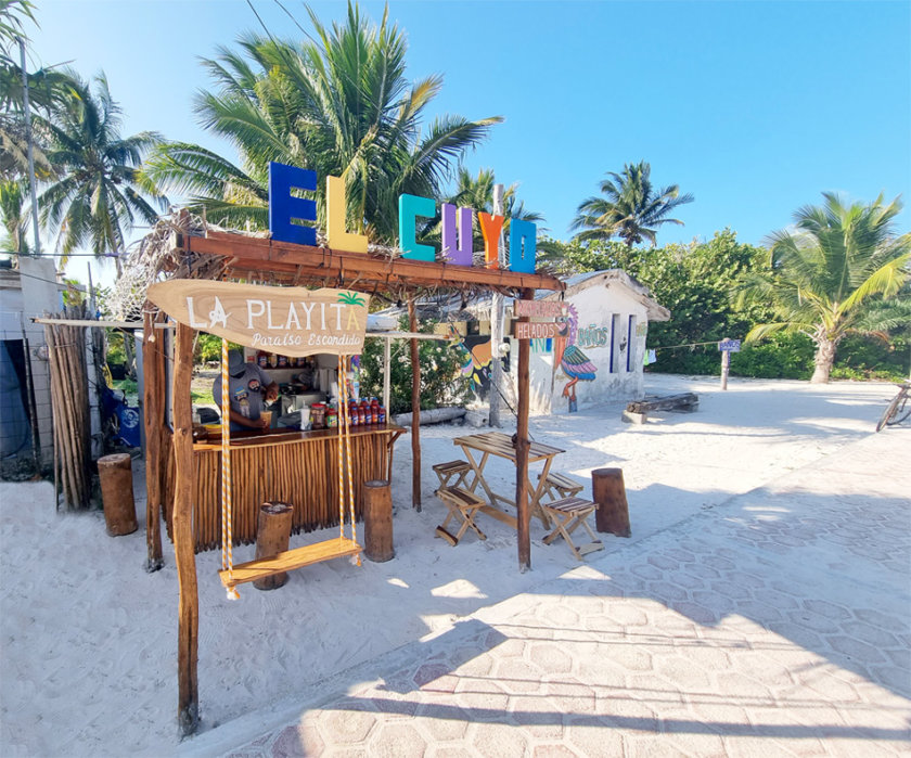 la playita el cuyo yucatán