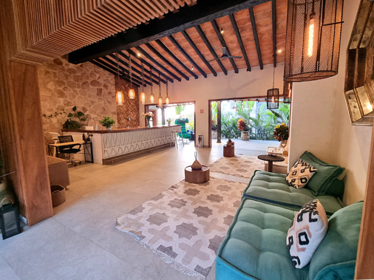 Maxwell Residences (Puerto Vallarta) My Review (2024)