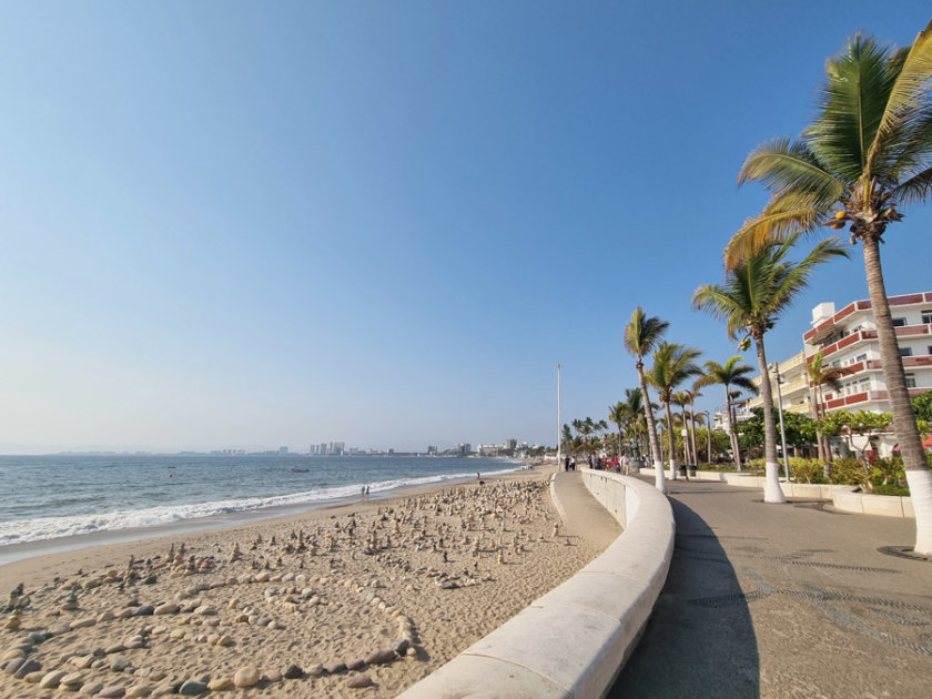 malecon de puerto vallarta