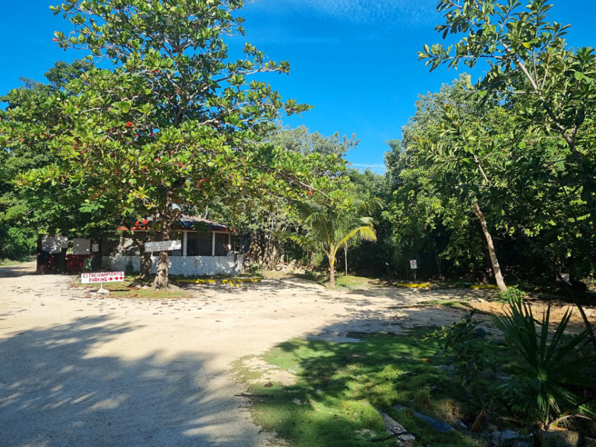 parking cenote jardin eden