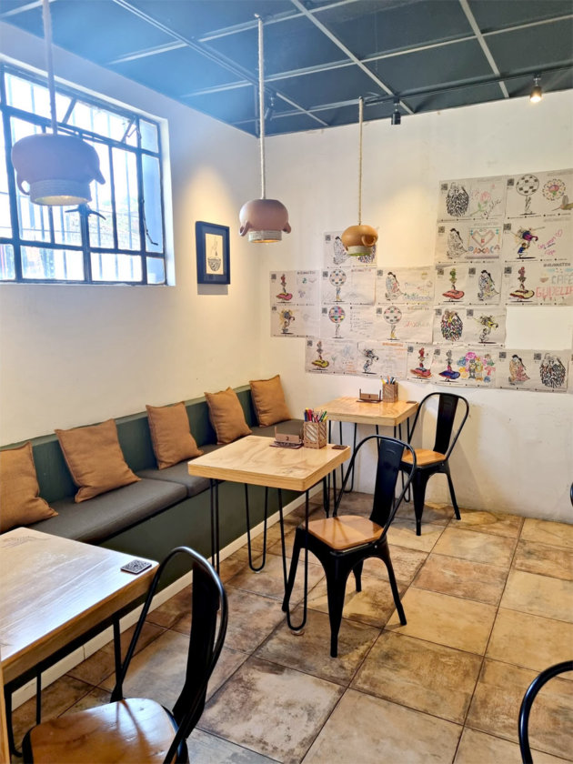 Gudelia Arte Café Boutique