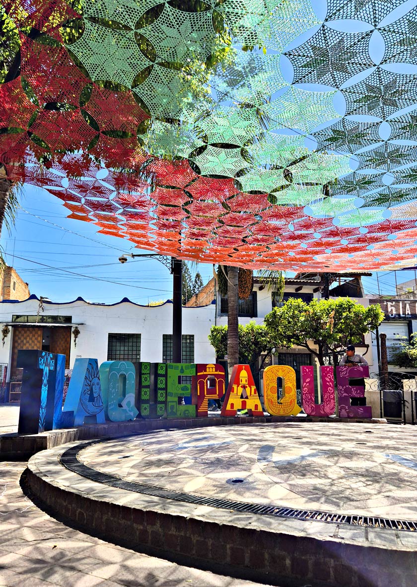 colorful sign tlaquepaque