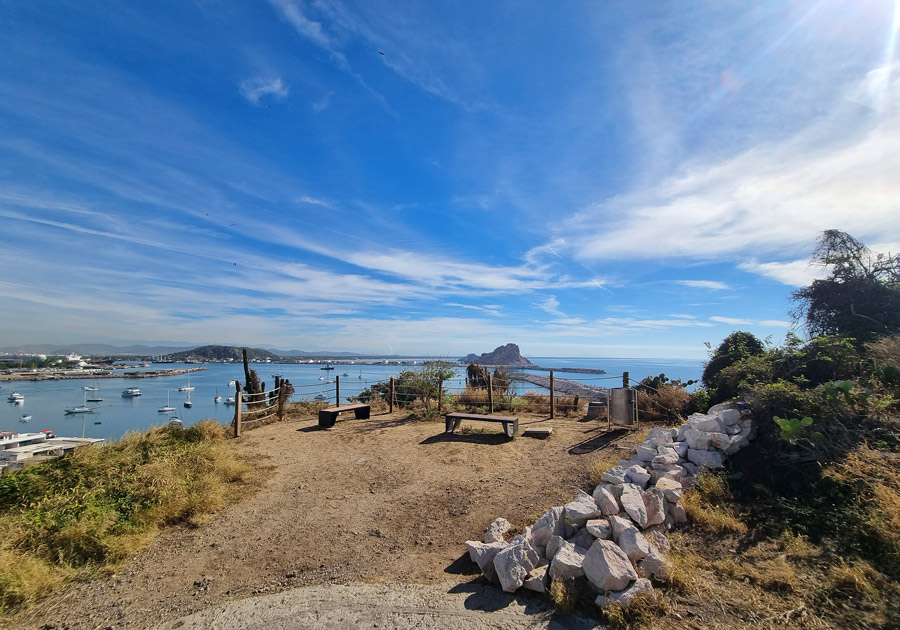 mazatlan lighthouse benches