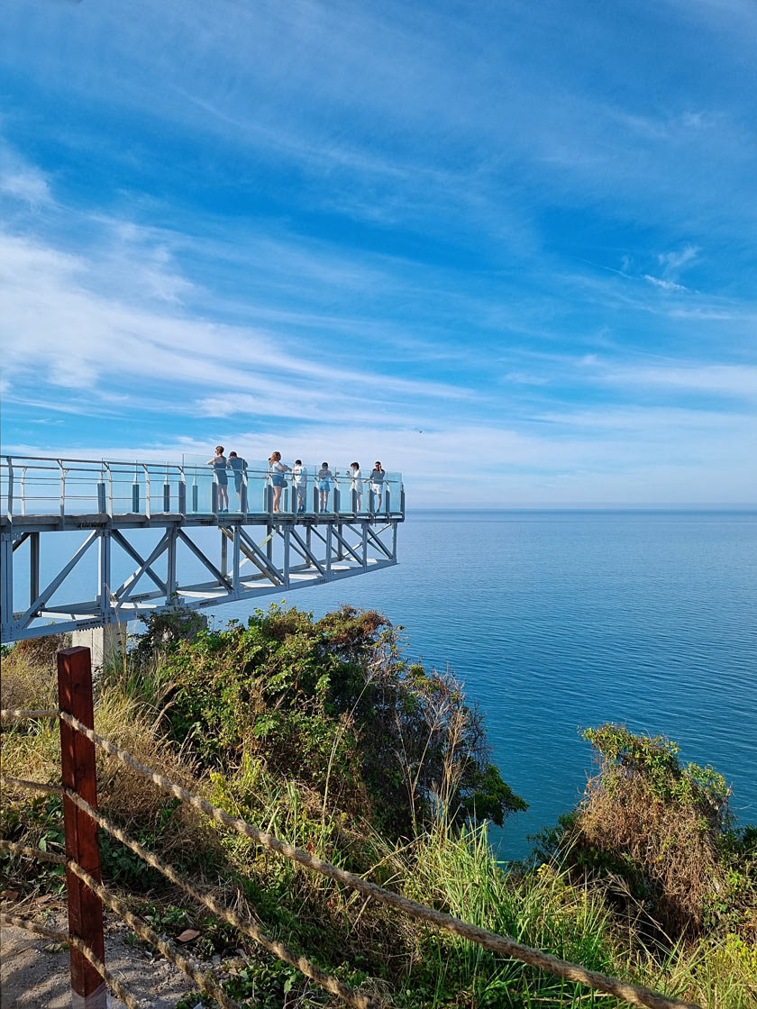 pont el faro mazatlan sinaloa