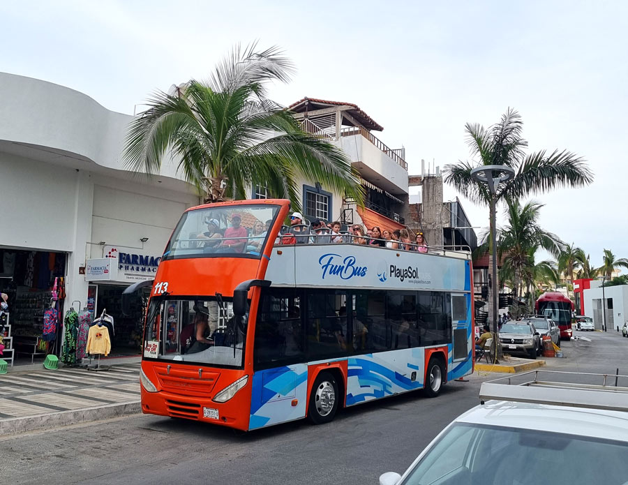 fun bus mazatlan