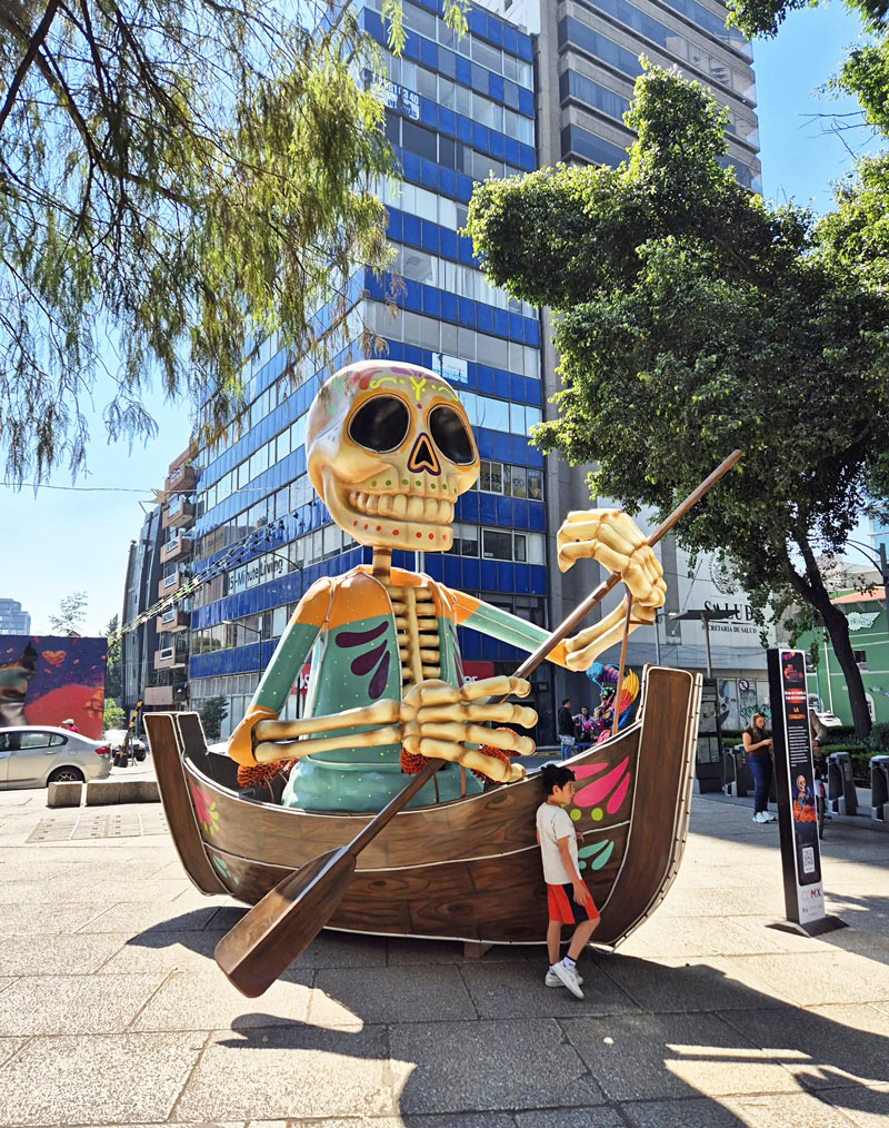 avenida reforma dia de muertos mexico