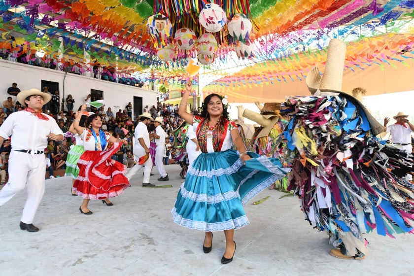 oaxaca guelaguetza mexique