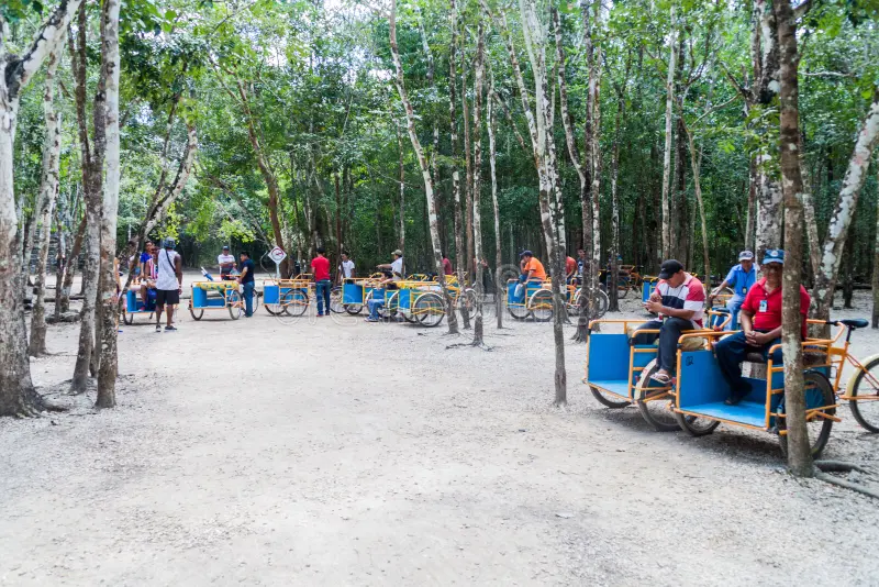 Coba mexique tuktuk sur le site