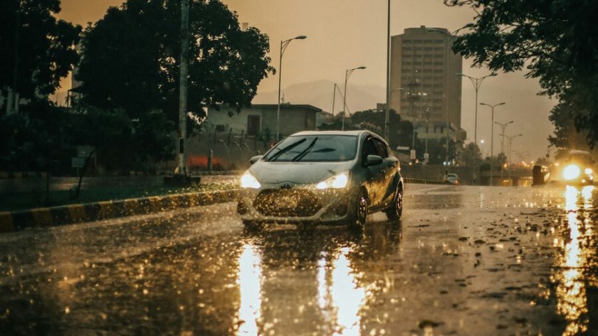 Conduire sous la pluie au Mexique