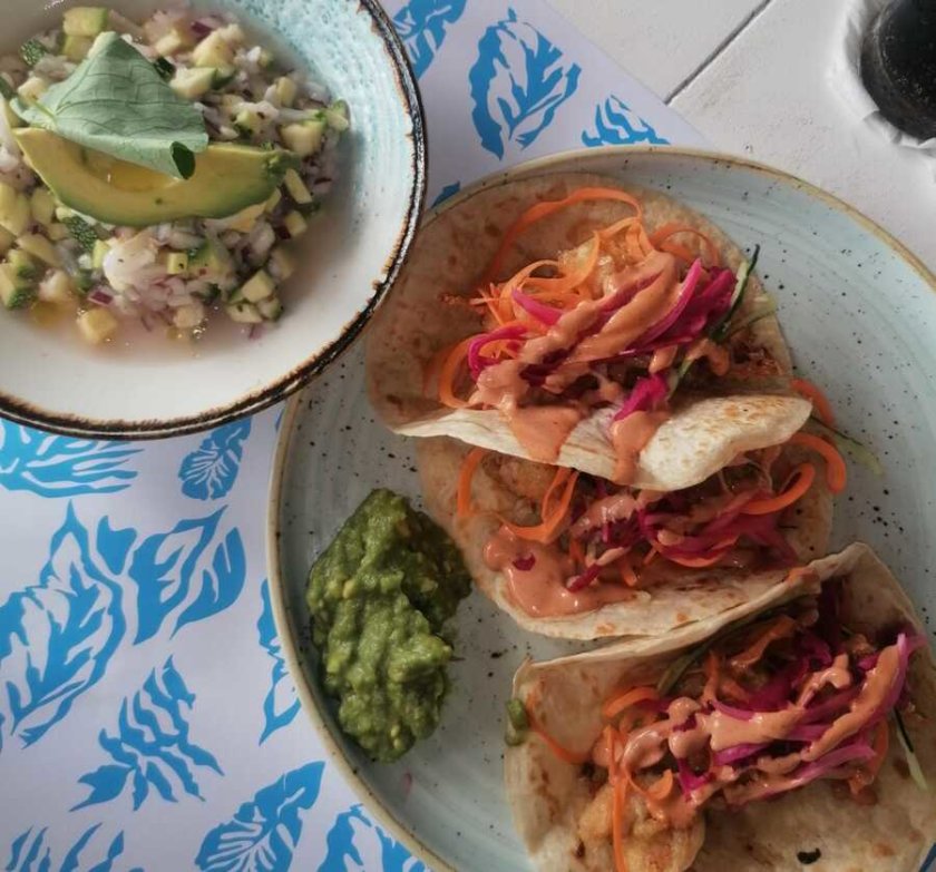 Manger à Puerto escondido