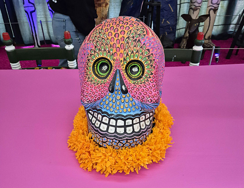 decoration dia de muertos casa estudio diego frida san angel