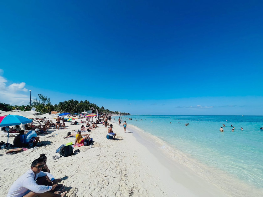 playa mamitas playa del carmen