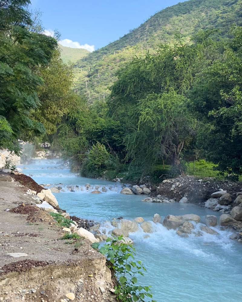 riviere tolantongo mexique